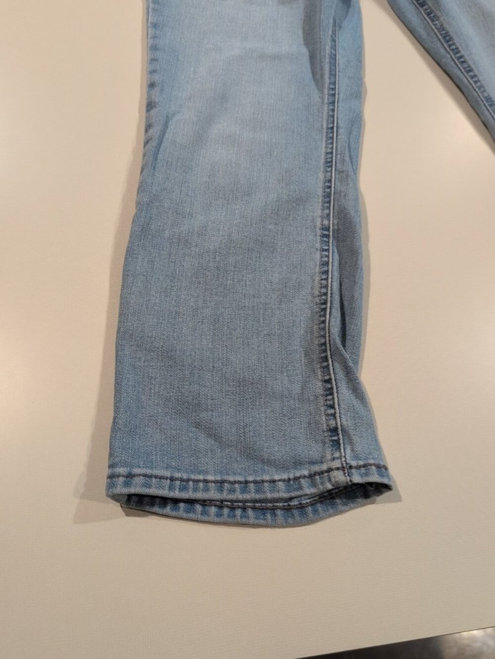 Lee Pants Women's 32x27 Light Blue Straight Leg Jeans Solid Pocketed - Picture 6 of 12